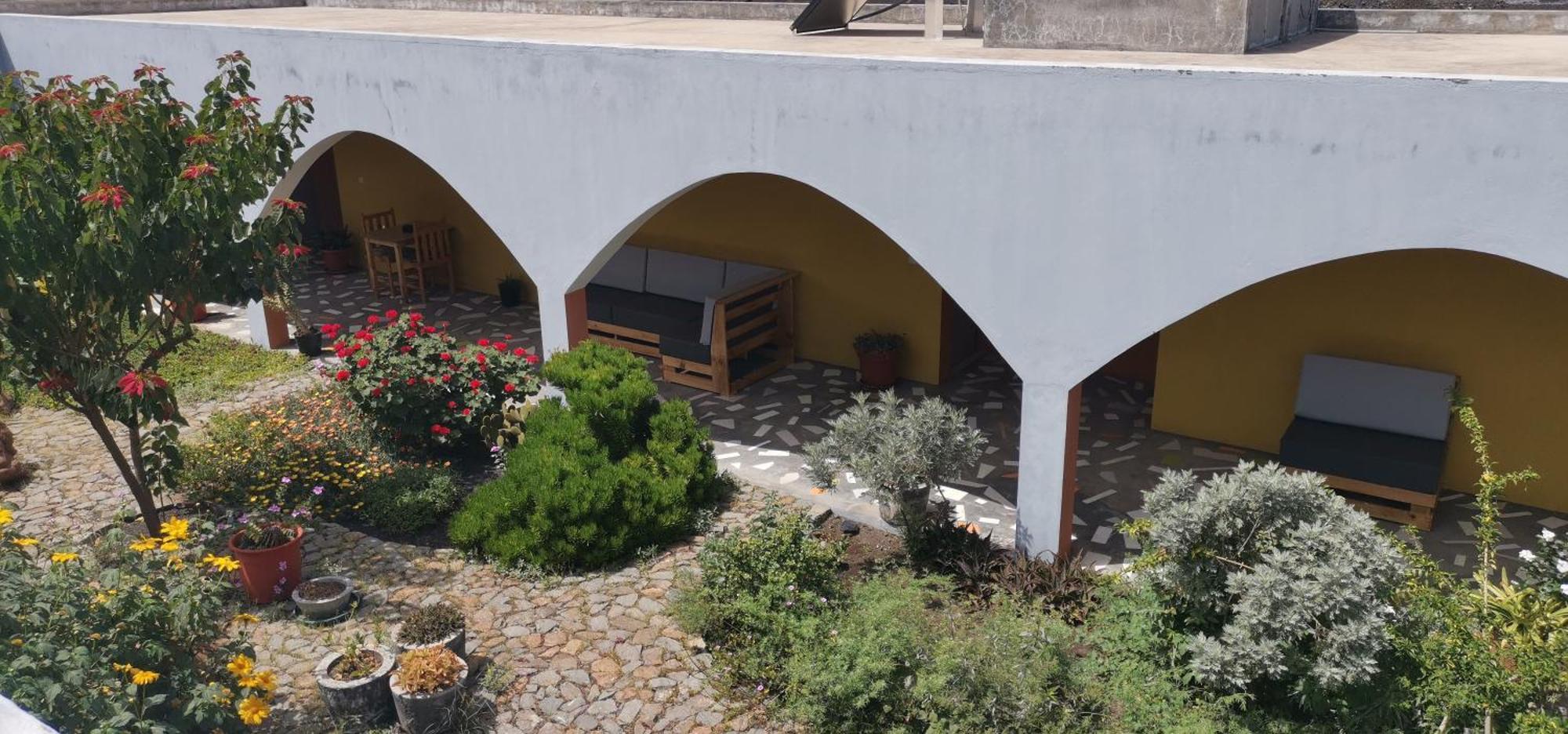 Casa Alcindo Bed and Breakfast Portela Εξωτερικό φωτογραφία